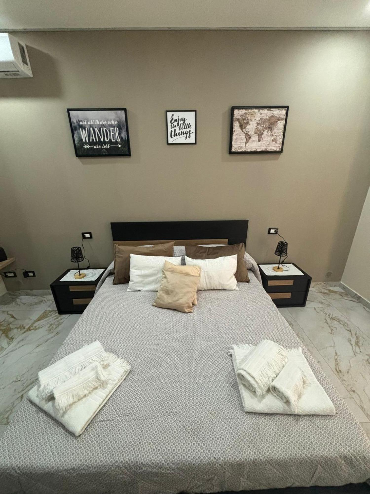 Little B&B Caserta Bagian luar foto